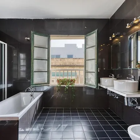 公寓 Historic Palazzino In The Heart Of By Sf Homes