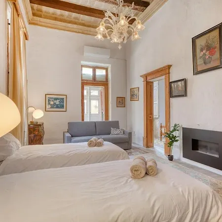 Historic Palazzino In The Heart Of By Sf Homes * 森格莱阿