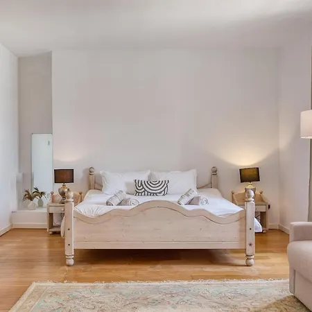 Historic Palazzino In The Heart Of By Sf Homes 公寓 *
