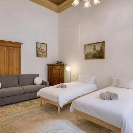 Historic Palazzino In The Heart Of By Sf Homes * 森格莱阿
